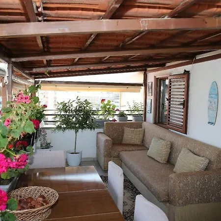 The Terrace Apartamento Pogradec